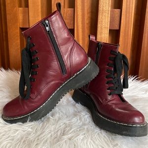 Steve Madden Burgundy Combat Boots Platform Lug Sole - sz 6.5
